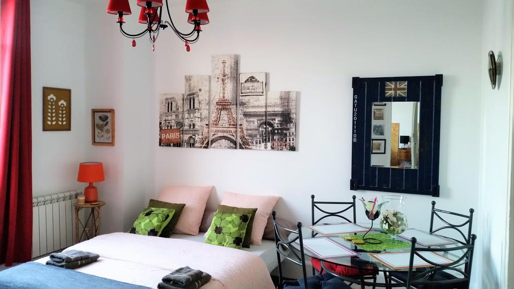 La Mignonette Apartment Еперне Екстериор снимка