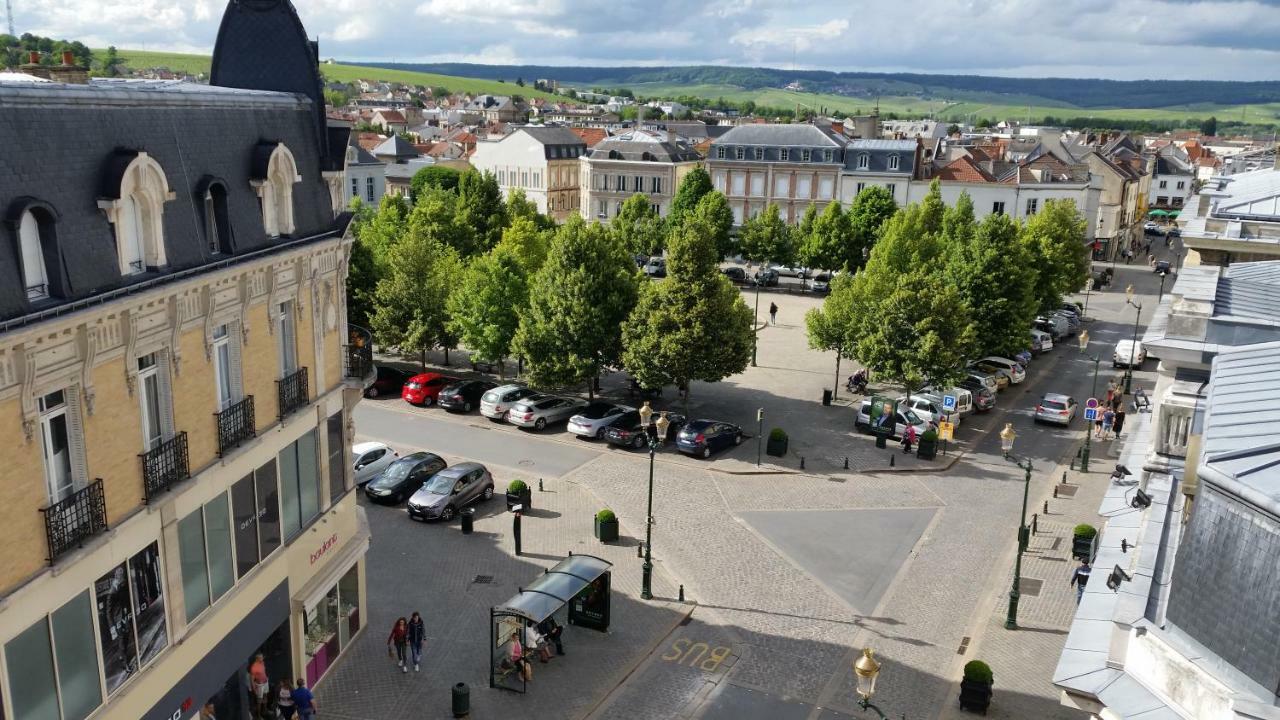 La Mignonette Apartment Еперне Екстериор снимка
